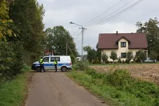 Służby prowadzą czynności po znalezieniu obiektu przypominającego drona