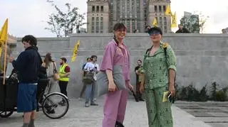 Happening MJN "Halo ja chcę spać"