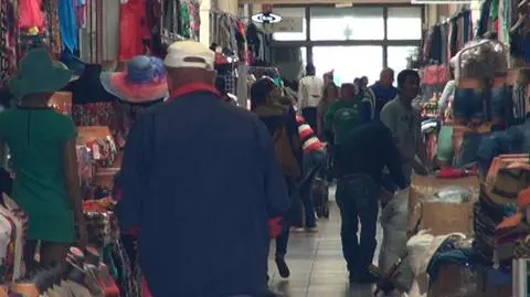 Wietnamscy niewolnicy pod Warszawą, czyli Wólka od podszewki 