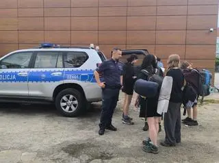 Ewakuacja 50 obozowiczów w Pomiechówku