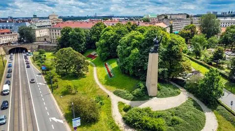 Sześć dni obchodów rocznicy powstania. Zakazy parkowania i zamknięte ulice