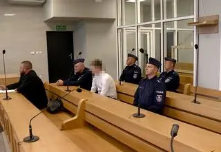 Przyniósł nóż do szkoły, ranił trzy osoby. Wyrok 