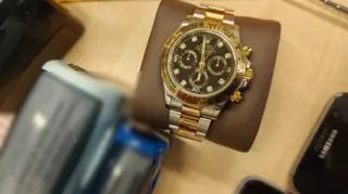 Przedmioty i samochody zabezpieczone przez policjantów