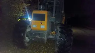 Traktorem na dyskotekę. W kabinie dwóch pijanych 16-latków
