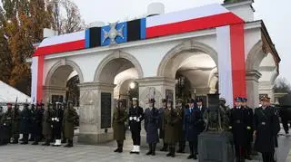 Uroczystość z okazji Narodowego Święta Niepodległości na placu Piłsudskiego