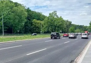 Obie jezdnie Wisłostrady otwarte. Utrudnienia powrócą po defiladzie