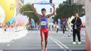 Amitai Yonah na mecie Maratonu Warszawskiego