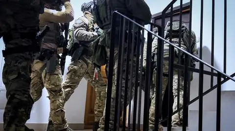 CBŚP i Straż Graniczna rozbiły grupę legalizującą pobyt cudzoziemcom