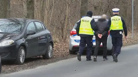 Policja zatrzymała kierowcę po wypadku. "Był poszukiwany"
