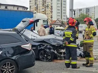 Niebezpieczna kolizja w Legionowie z udziałem policjanta