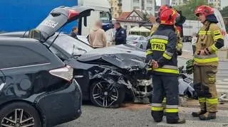 Niebezpieczna kolizja w Legionowie z udziałem policjanta