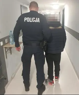 Policja zatrzymała dilera i jego stałego klienta 