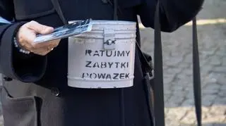 Kwesta na Starych Powązkach