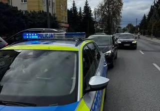 Odzyskał prawo jazdy i przejechał na "czerwonym"