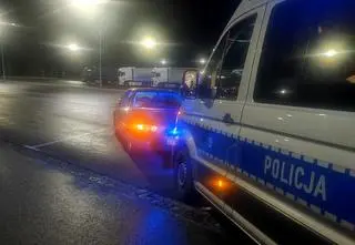 Popisywał się driftem. Policjanci "nagrodzili" go mandatem