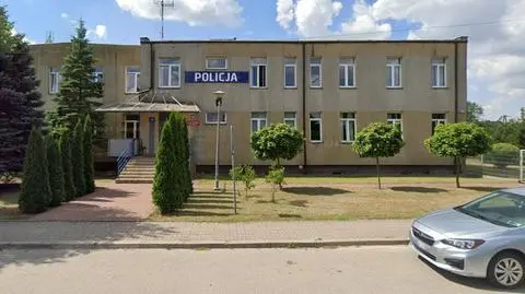 Z komisariatu odjechał autem, mimo dwóch sądowych zakazów