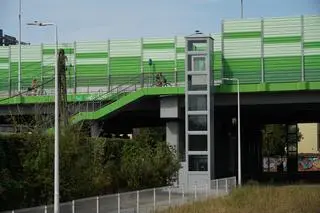 Przebudowa wind przy PKP Gocławek