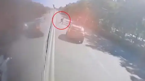 Moment wypadku. Nagranie z kamery miejskiego autobusu