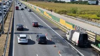 Pożar auta na trasie S8