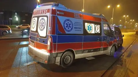Leżał obok dworca, nie oddychał. Dramatyczna akcja ratunkowa