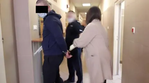 Zatrzymani za narkotyki. Jeden tłumaczył, że to herbata, inni wyrzucili doniczki przez okno