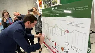 Umowa na opracowanie koncepcji trasy rowerowej wzdłuż linii kolejowej podpisana