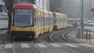 Tramwaje stanęły też na Marszałkowskiej