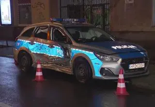 Radiowóz rozbity, policjanci w szpitalu. Tak doszło do wypadku