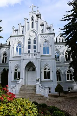 Elewacja katedry po pracach 