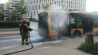 Pożar autobusu linii 136 