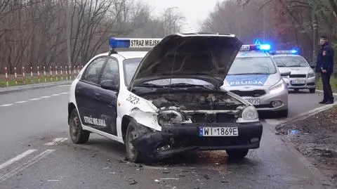 Zderzenie na Czołowej. Strażnicy miejscy w szpitalu