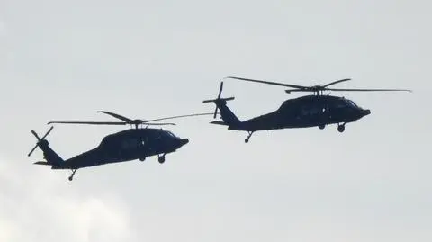 Śmigłowce nad Warszawą. Wojsko się szkoli