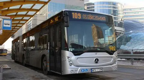 Mercedesy na gaz, elektryczne solarisy. 90 nowych autobusów dla Warszawy