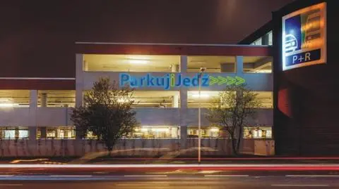 Neony wskażą "Parkuj i Jedź"