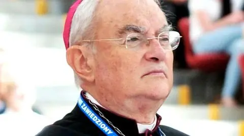 Abp Hoser trafił do szpitala z powodu malarii