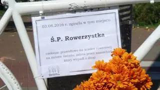 Biały duch roweru na miejscu tragedii