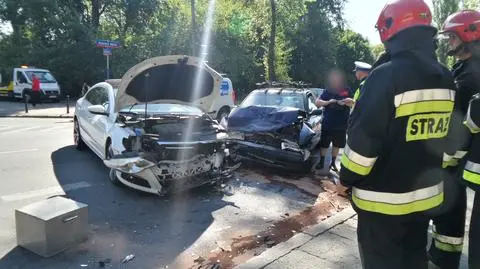 Zderzenie opla z volkswagenem na Wybrzeżu Helskim