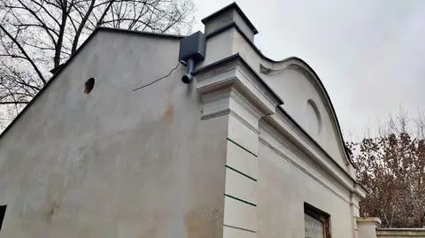 Trwa remont budynków przy ulicy Modlińskiej 257