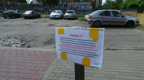 Miał być parking. Prace nie ruszyły, bo jest... parking