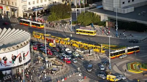 Przejścia dla pieszych na jezdni przy Rotundzie? Wiceprezydent zlecił analizę 