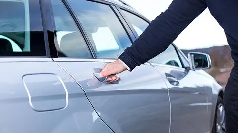 Zamówił kurs, a po jego zakończeniu trafił do więzienia