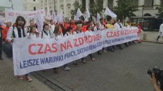 Służba zdrowia protestuje w Warszawie