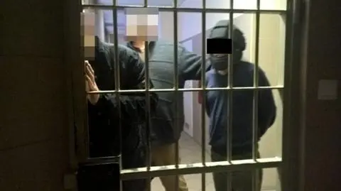 Próba kradzieży w centrum handlowym. Podejrzany miał nóż, został aresztowany
