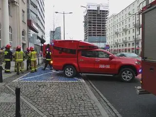 Akcja służb w budynku Poczty Głównej