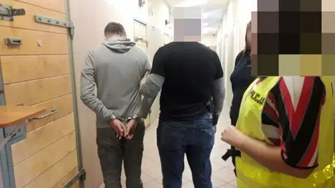 37-latek z zarzutami usiłowania zabójstwa dwóch osób. "Mógł zaatakować na tle rabunkowym"