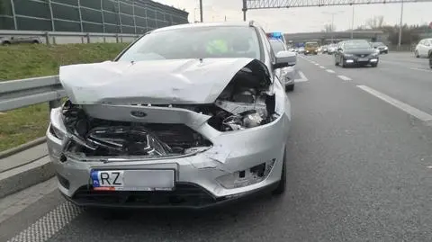 Kolizja na trasie S8. "Jeden kierowca odjechał"