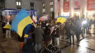 Manifestacja solidarnościowa z Ukrainą w Warszawie