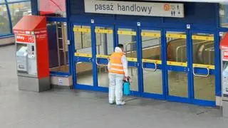 Akcja służb na stacji metra Centrum