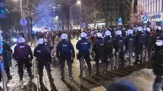 Policja utworzyła kordon przed siedzibą Trybunału Konstytucyjnego