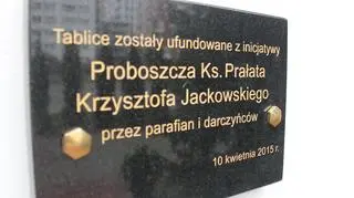 Pamiątkowe tablice na grochowskim kościele